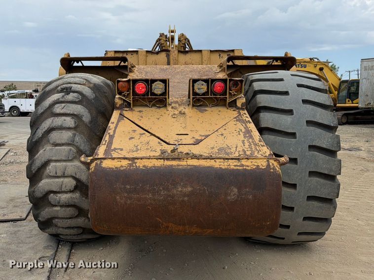 image for item DU3122 1985 Caterpillar 621B conventional scraper 