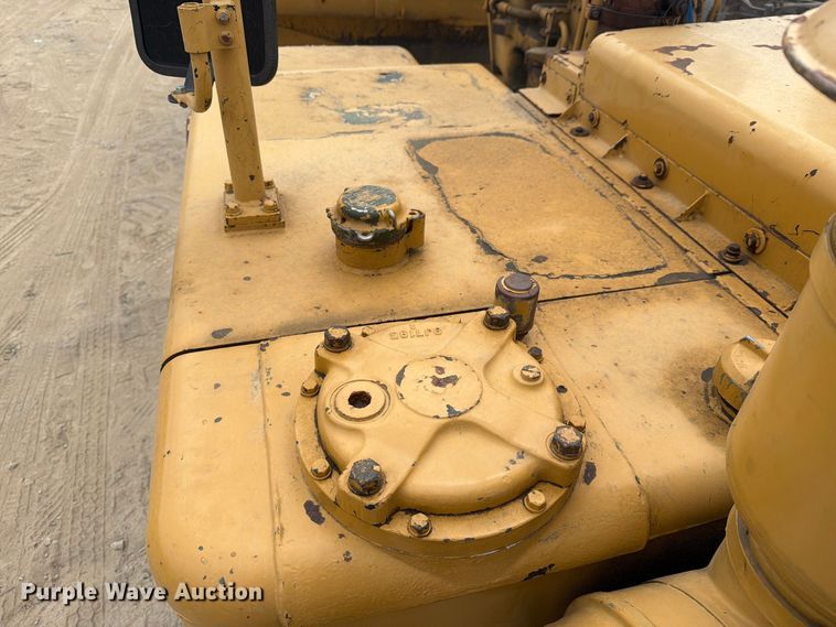 image for item DU3122 1985 Caterpillar 621B conventional scraper 