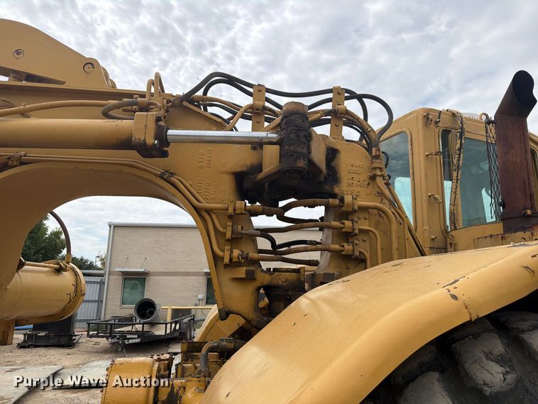 image for item DU3122 1985 Caterpillar 621B conventional scraper 