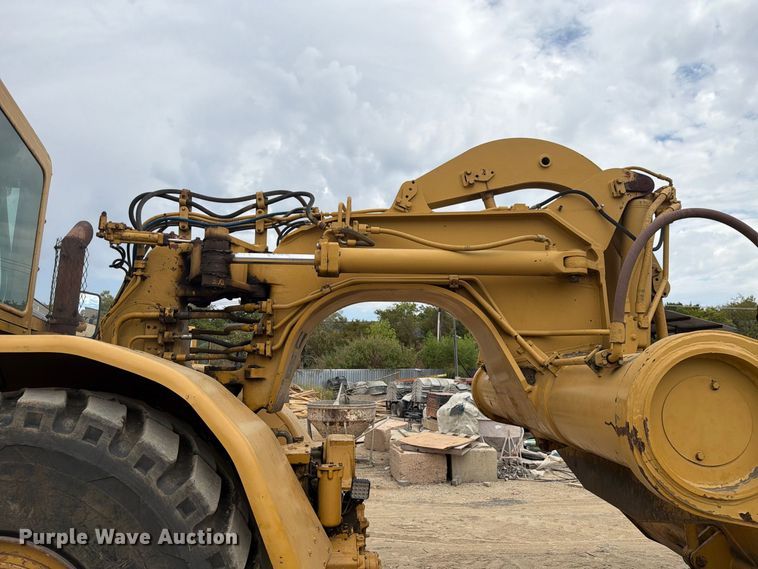 image for item DU3122 1985 Caterpillar 621B conventional scraper 