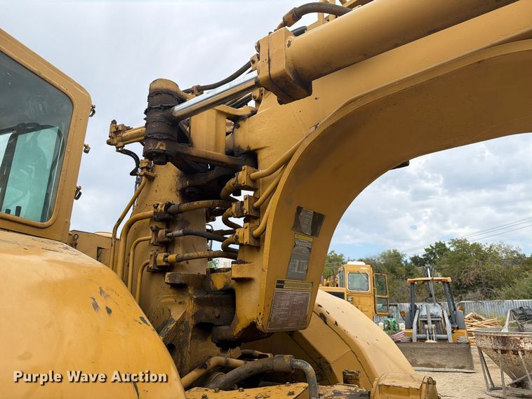 image for item DU3122 1985 Caterpillar 621B conventional scraper 