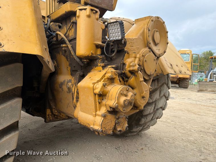 image for item DU3122 1985 Caterpillar 621B conventional scraper 