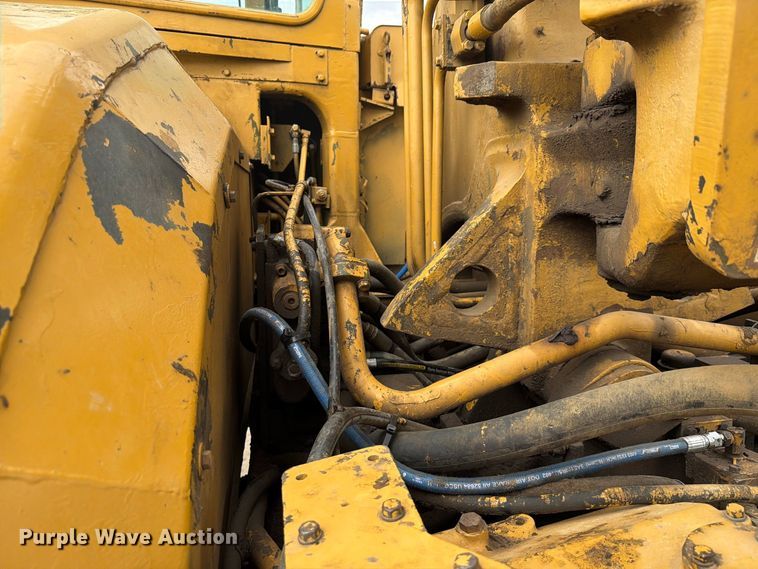 image for item DU3122 1985 Caterpillar 621B conventional scraper 