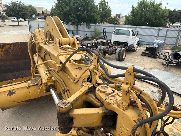 image for item DU3122 1985 Caterpillar 621B conventional scraper 