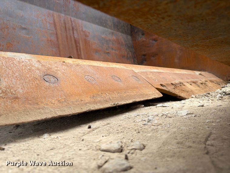 image for item DU3122 1985 Caterpillar 621B conventional scraper 