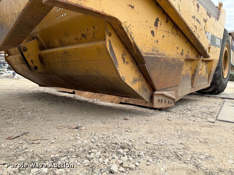 image for item DU3122 1985 Caterpillar 621B conventional scraper 