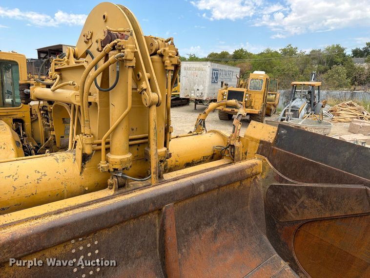 image for item DU3122 1985 Caterpillar 621B conventional scraper 