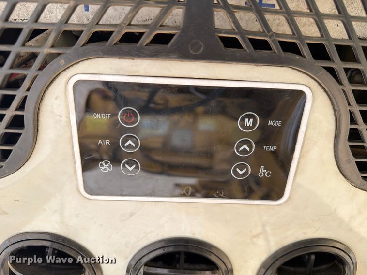 image for item DU3122 1985 Caterpillar 621B conventional scraper 