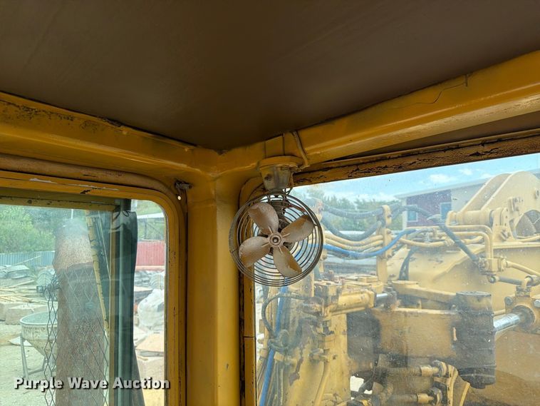 image for item DU3122 1985 Caterpillar 621B conventional scraper 