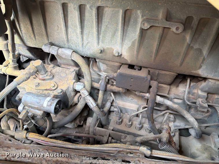 image for item DU3122 1985 Caterpillar 621B conventional scraper 