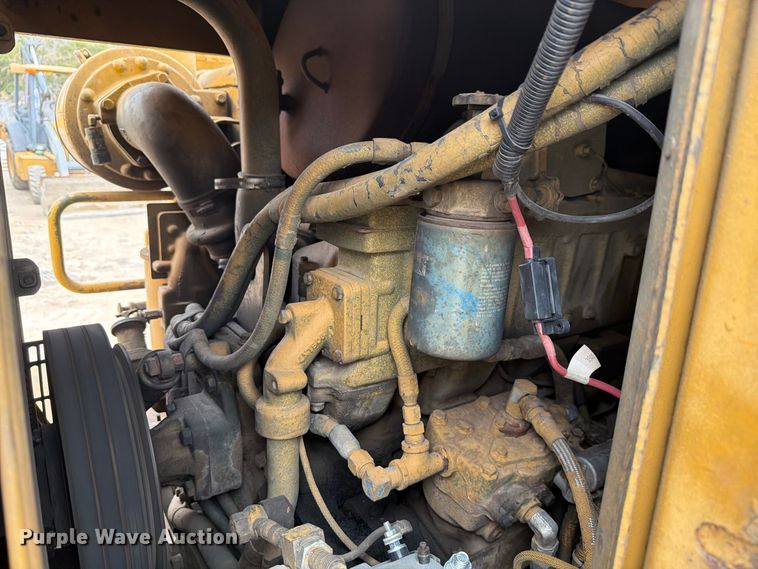 image for item DU3122 1985 Caterpillar 621B conventional scraper 