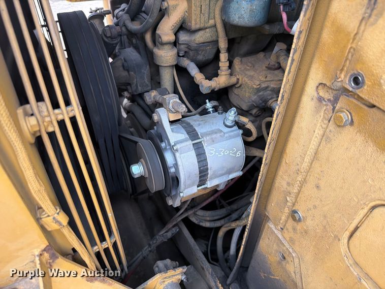 image for item DU3122 1985 Caterpillar 621B conventional scraper 