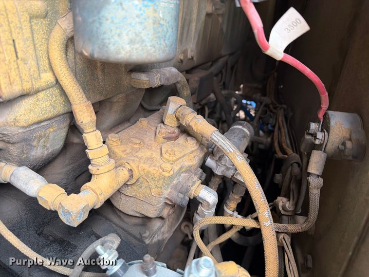 image for item DU3122 1985 Caterpillar 621B conventional scraper 