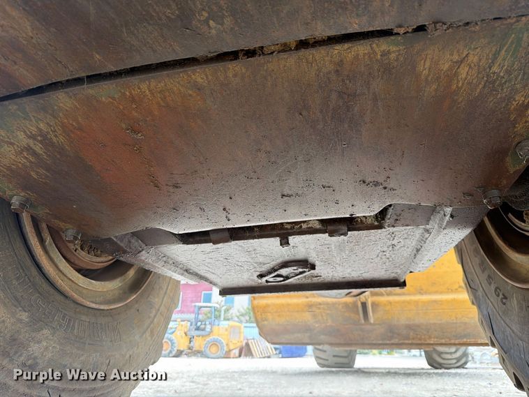 image for item DU3122 1985 Caterpillar 621B conventional scraper 