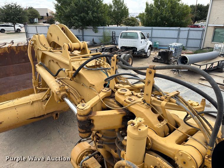 image for item DU3123 1985 Caterpillar 621B conventional scraper 
