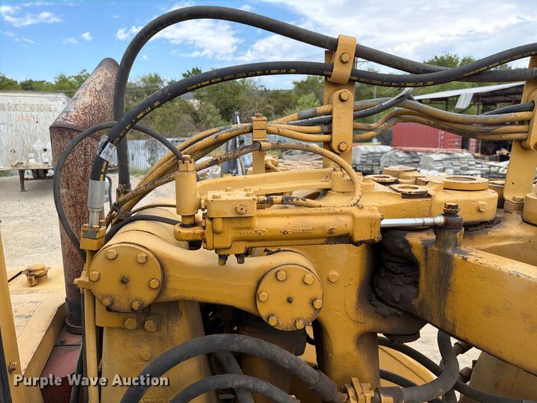 image for item DU3123 1985 Caterpillar 621B conventional scraper 
