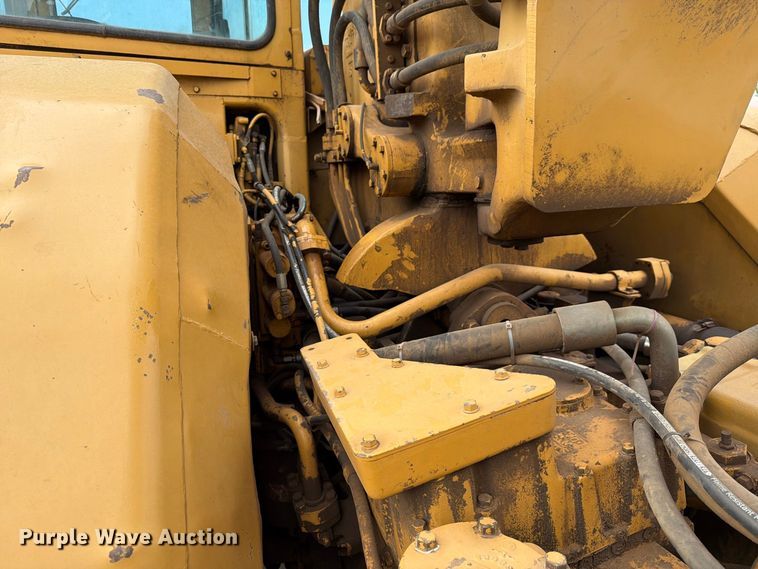 image for item DU3123 1985 Caterpillar 621B conventional scraper 
