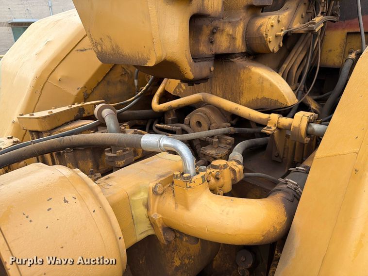 image for item DU3123 1985 Caterpillar 621B conventional scraper 