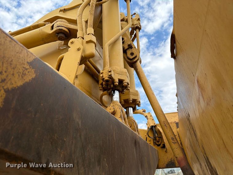 image for item DU3123 1985 Caterpillar 621B conventional scraper 