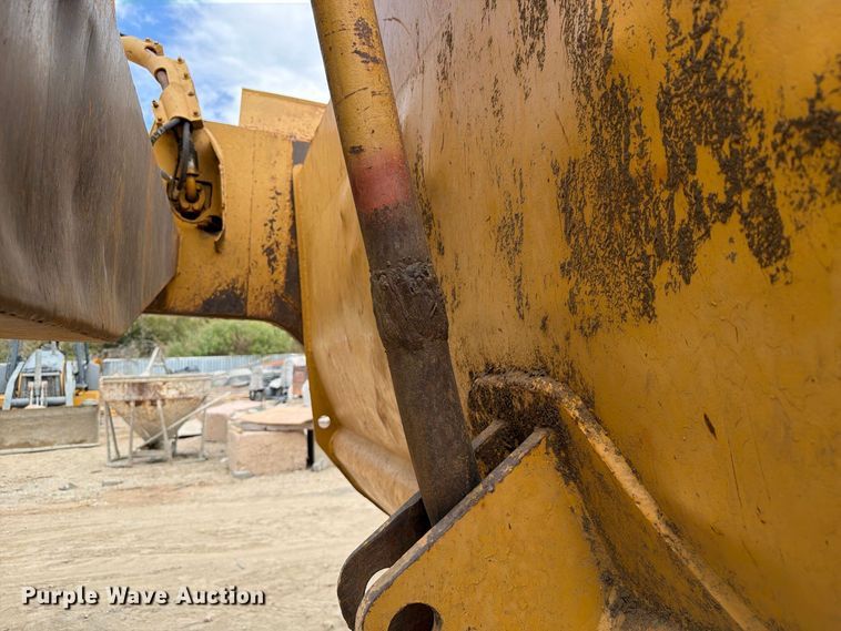 image for item DU3123 1985 Caterpillar 621B conventional scraper 