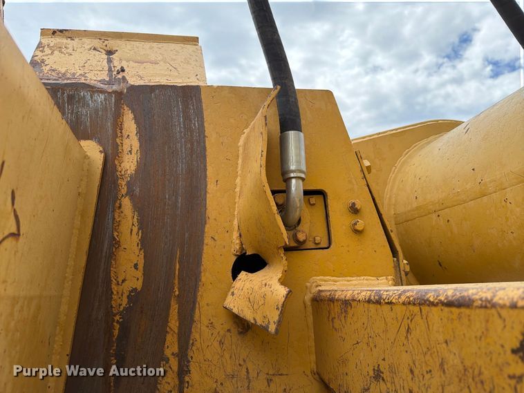 image for item DU3123 1985 Caterpillar 621B conventional scraper 