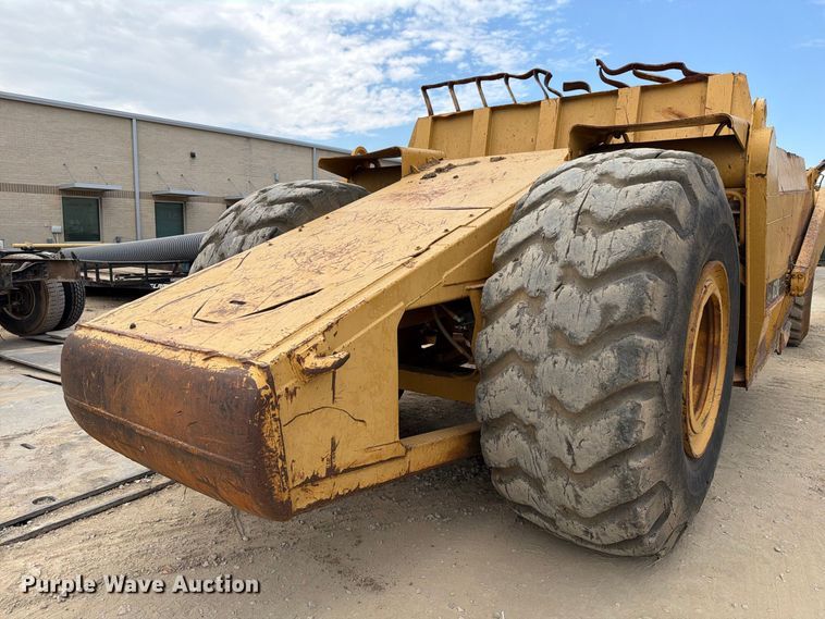 image for item DU3123 1985 Caterpillar 621B conventional scraper 
