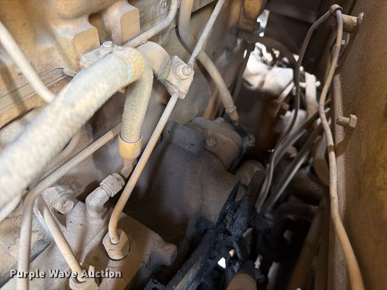 image for item DU3123 1985 Caterpillar 621B conventional scraper 