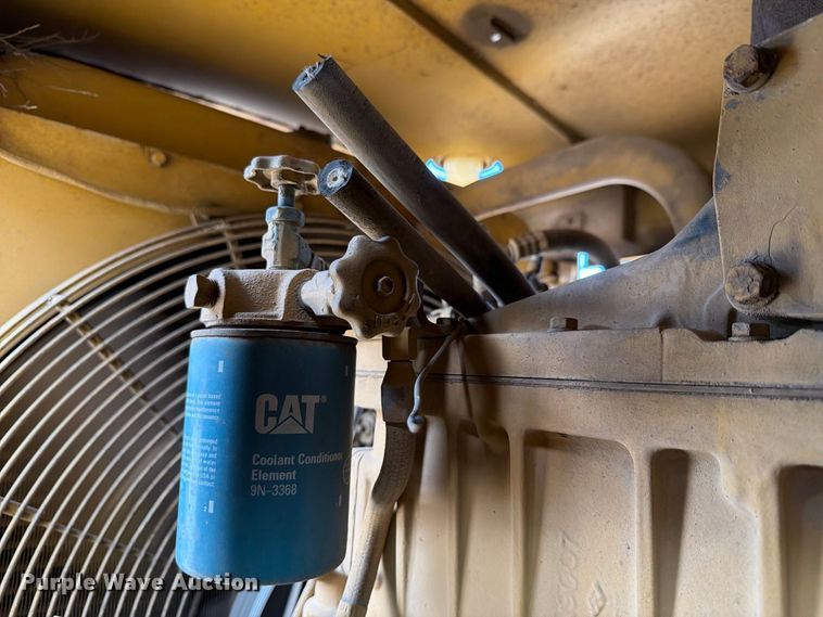 image for item DU3123 1985 Caterpillar 621B conventional scraper 