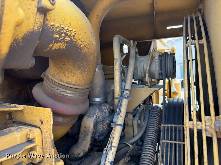 image for item DU3123 1985 Caterpillar 621B conventional scraper 