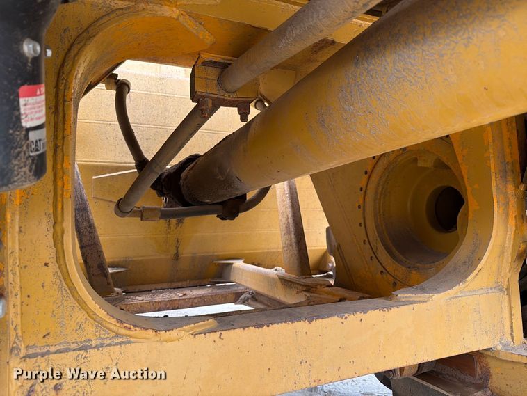 image for item DU3123 1985 Caterpillar 621B conventional scraper 