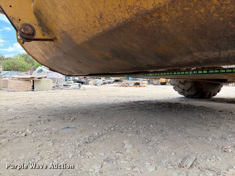 image for item DU3123 1985 Caterpillar 621B conventional scraper 