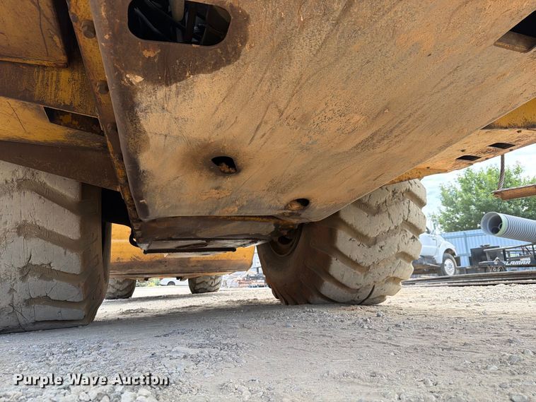 image for item DU3123 1985 Caterpillar 621B conventional scraper 