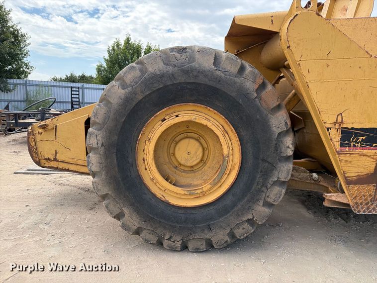image for item DU3123 1985 Caterpillar 621B conventional scraper 