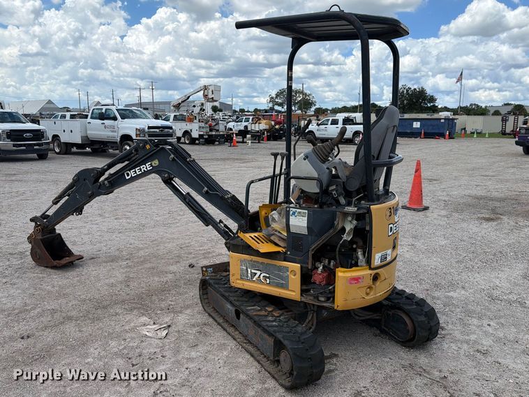 image for item DV7314 2015 John Deere 17G mini excavator