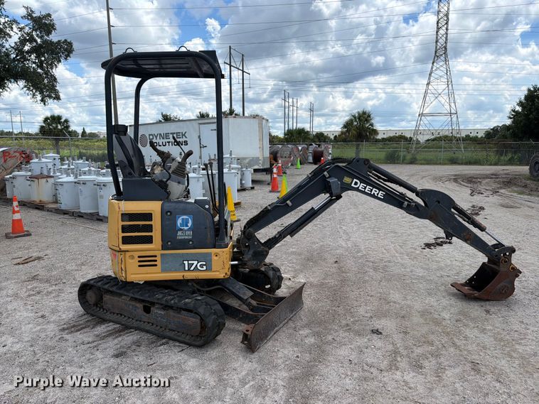 image for item DV7314 2015 John Deere 17G mini excavator