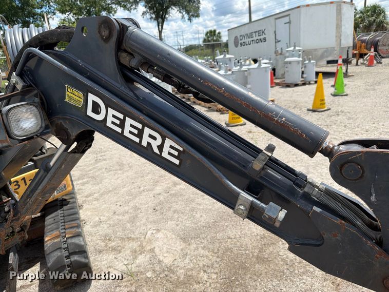 image for item DV7314 2015 John Deere 17G mini excavator