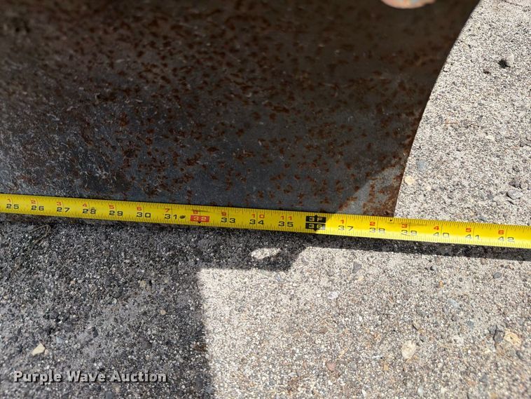 image for item DV7314 2015 John Deere 17G mini excavator