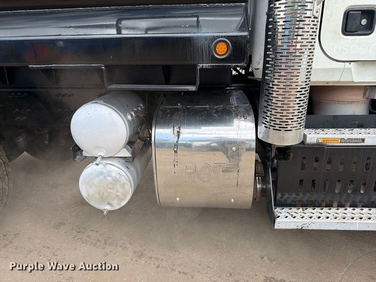 image for item DV7316 2016 Mack GU713 dump truck