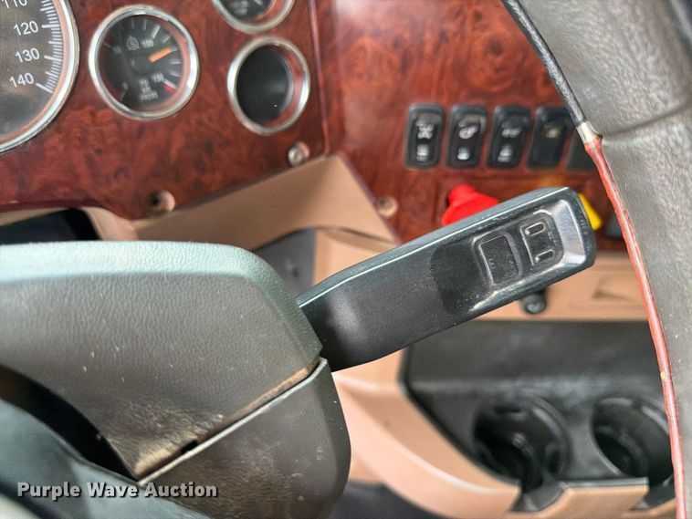 image for item DV7316 2016 Mack GU713 dump truck