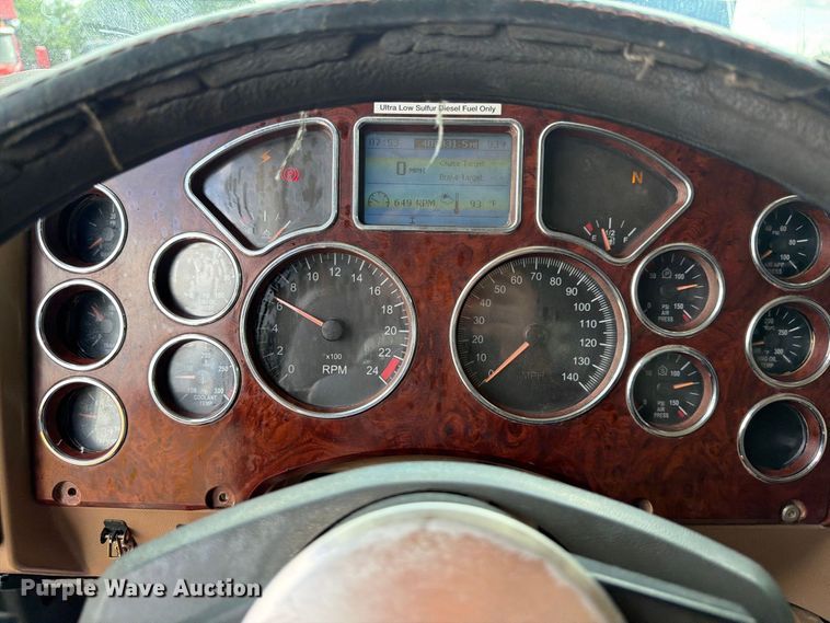 image for item DV7316 2016 Mack GU713 dump truck