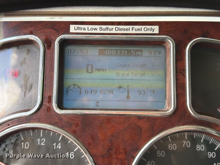 image for item DV7316 2016 Mack GU713 dump truck