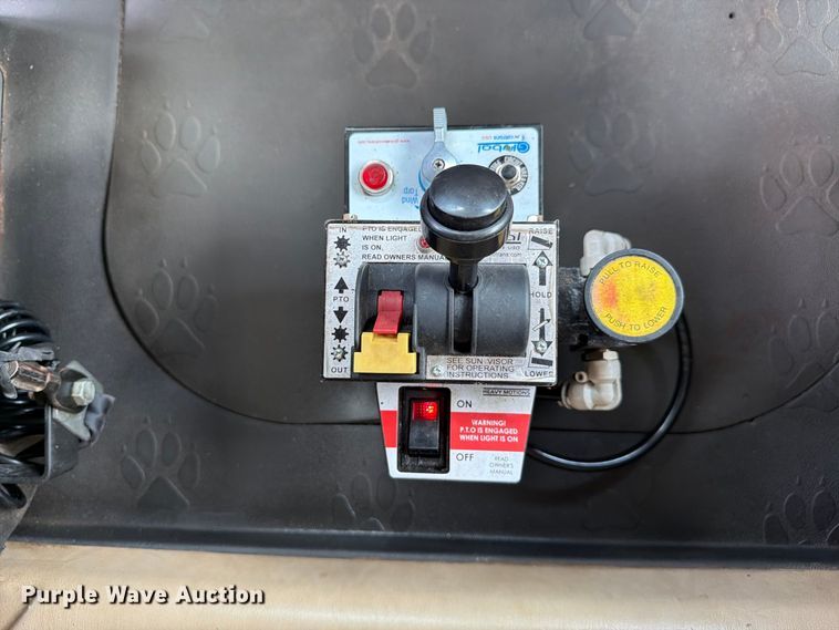 image for item DV7316 2016 Mack GU713 dump truck