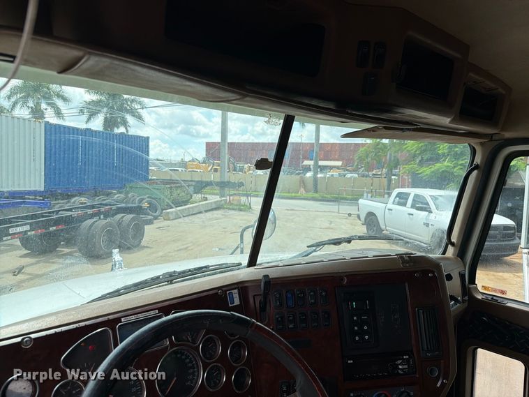 image for item DV7316 2016 Mack GU713 dump truck