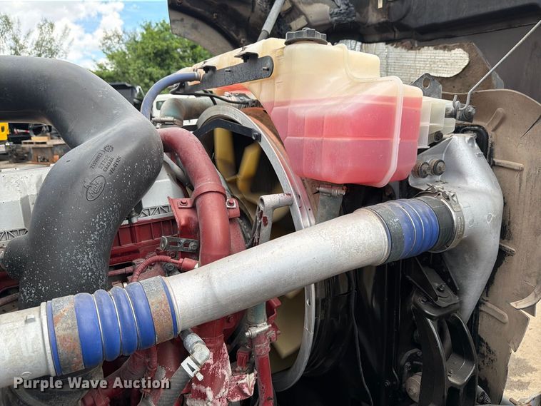 image for item DV7316 2016 Mack GU713 dump truck