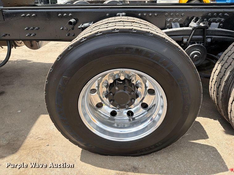 image for item DV7316 2016 Mack GU713 dump truck