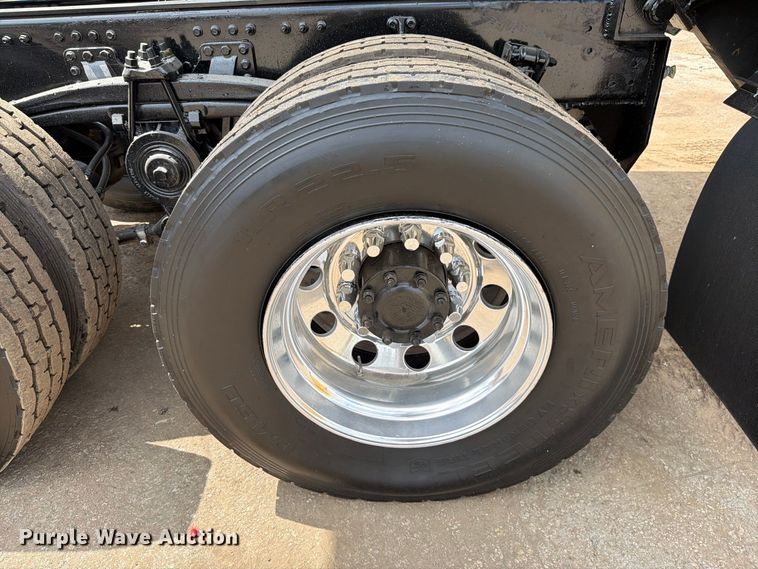 image for item DV7316 2016 Mack GU713 dump truck