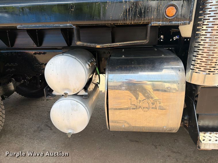 image for item DV7318 2015 Mack GU713 dump truck