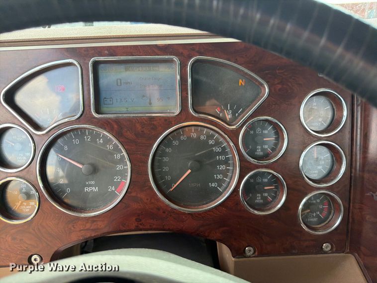 image for item DV7318 2015 Mack GU713 dump truck