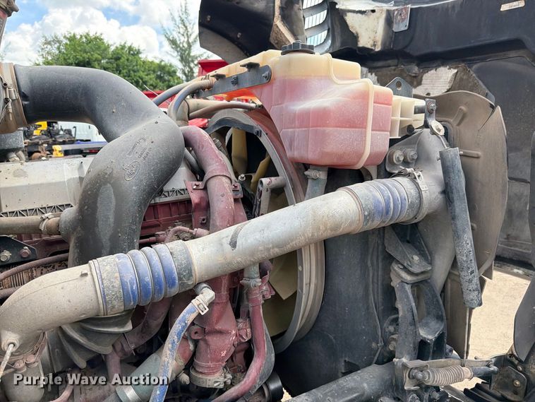 image for item DV7318 2015 Mack GU713 dump truck