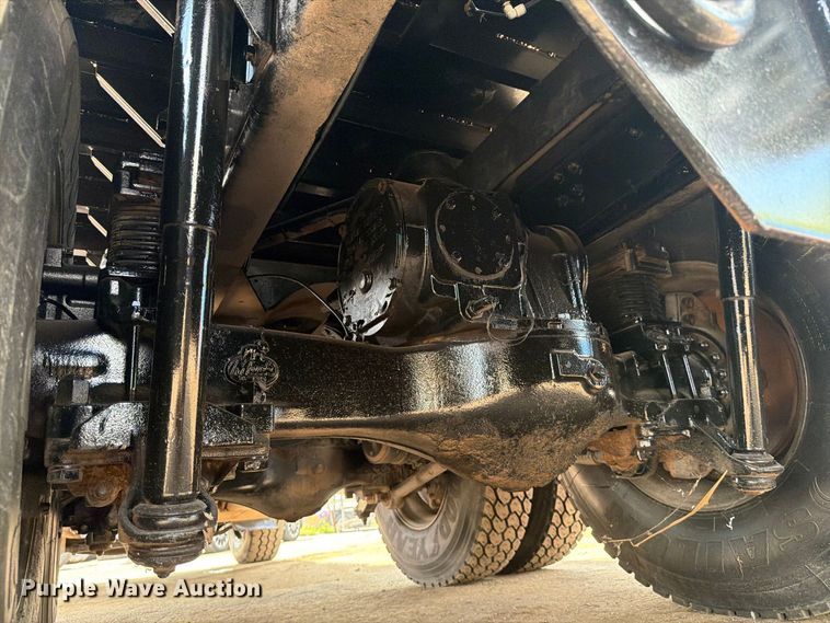 image for item DV7318 2015 Mack GU713 dump truck
